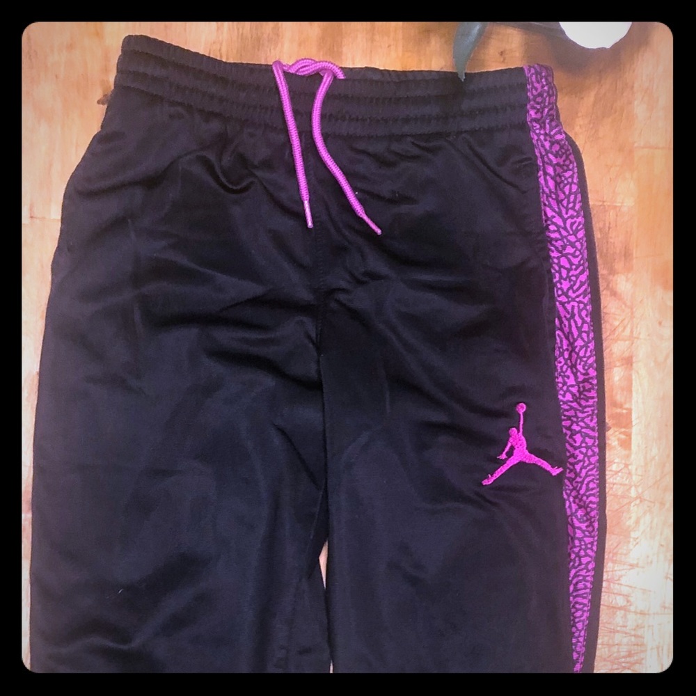 Jordan Joggers Kids Size 7 Black/Pink